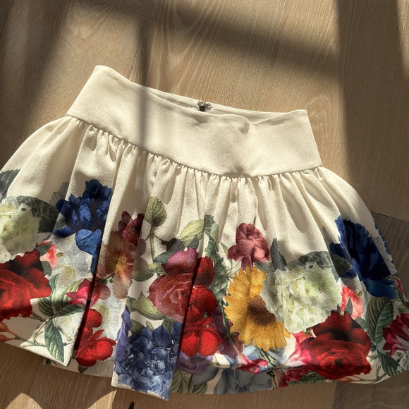 Alice and Olivia - Picture 4 of 6